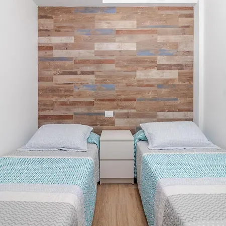 Flatguest Sardina's Beach +pool +2bdr +wifi